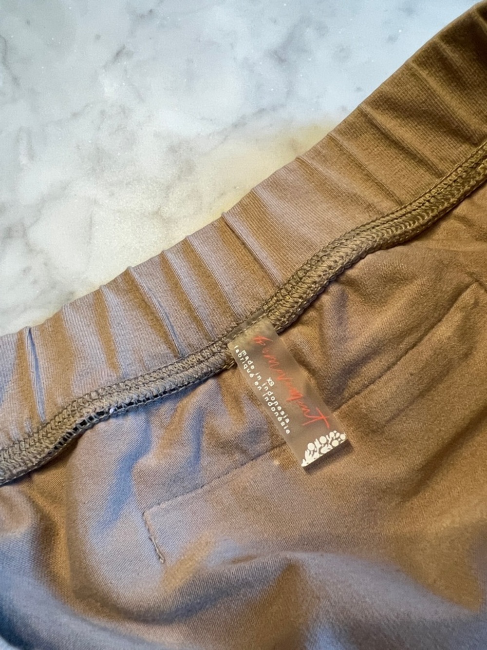 Free People FP Movement hot shot pants. XS. Driftwood. - Picture 3 of 7